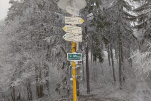 Bílé Karpaty přikryla bílá peřinka FOTO