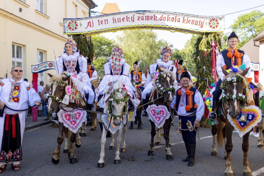 Jízda králů v Hluku