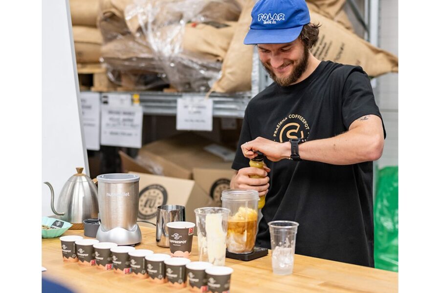 Degustace káv v pražírně Coffeespot FOTO
