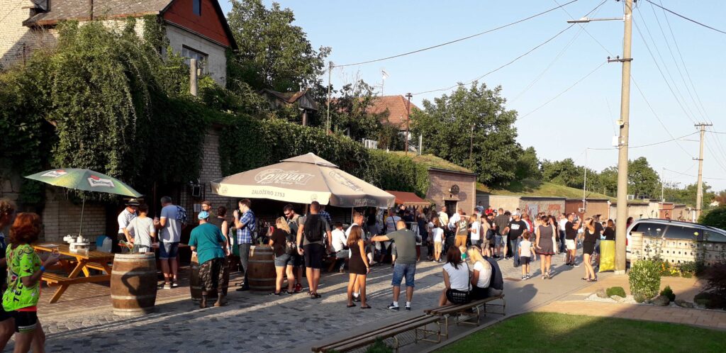 Večerní otevřené sklepy Polešovice 2025
