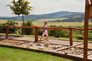 Masazni-stezka-zmenseno