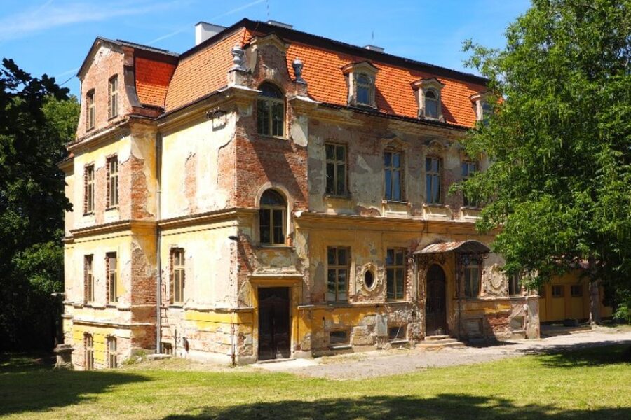 Továrny a vily. Stavební dědictví Thonetů