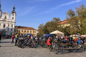 Vinařské stezky Uherskohradišťska uzavřeli cyklisti i pěší FOTO