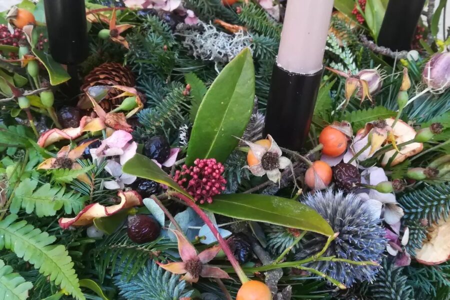 Adventní workshop – výroba vlastního věnce FOTO