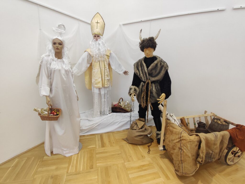 Výstava Tradice, zvyky a&nbsp;řemesla