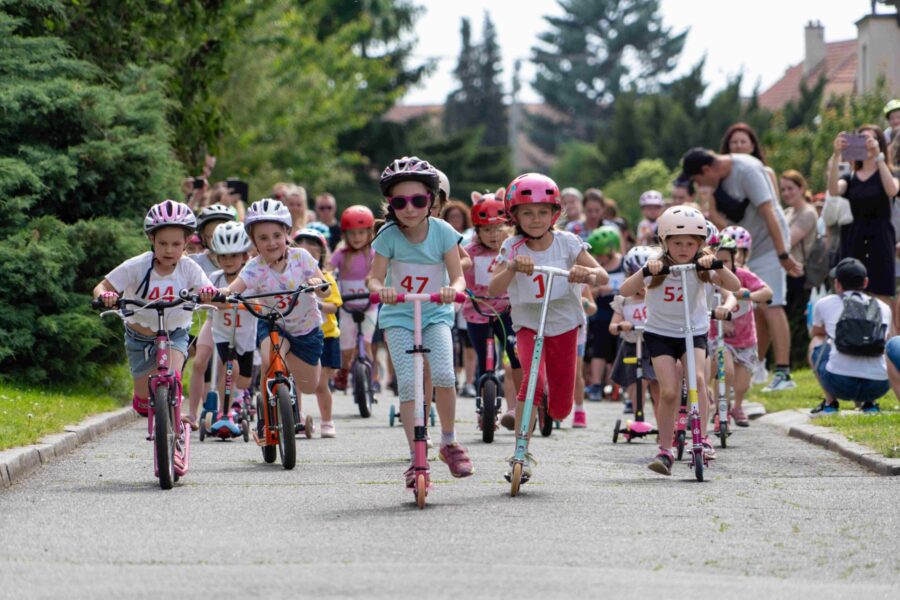 Závody koloběžek v&nbsp;Uherském Ostrohu