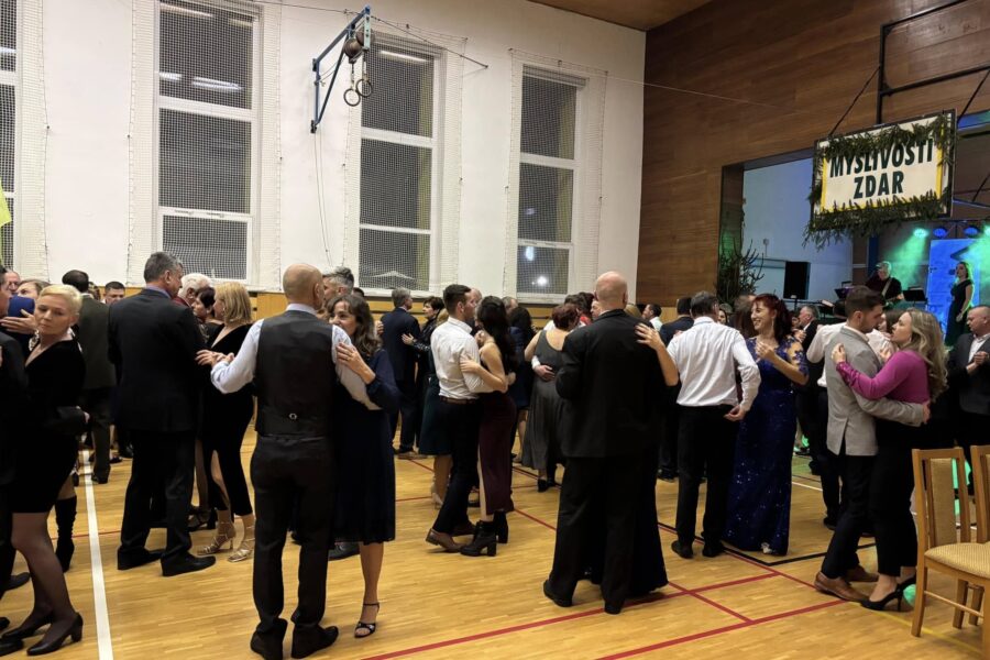Myslivecký ples MS Tupesy – Břestek FOTO