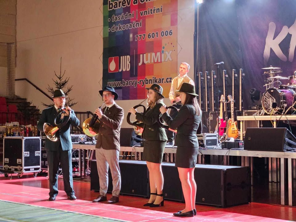 Myslivecký ples v&nbsp;Hluku