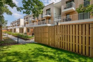 Dog-in-Docks-Apartmny-Vnitroblok-001