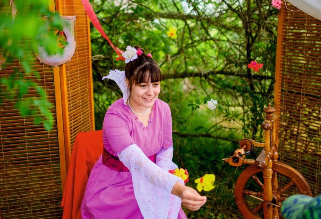 Skanzenem Strážnice z&nbsp;pohádky do&nbsp;pohádky