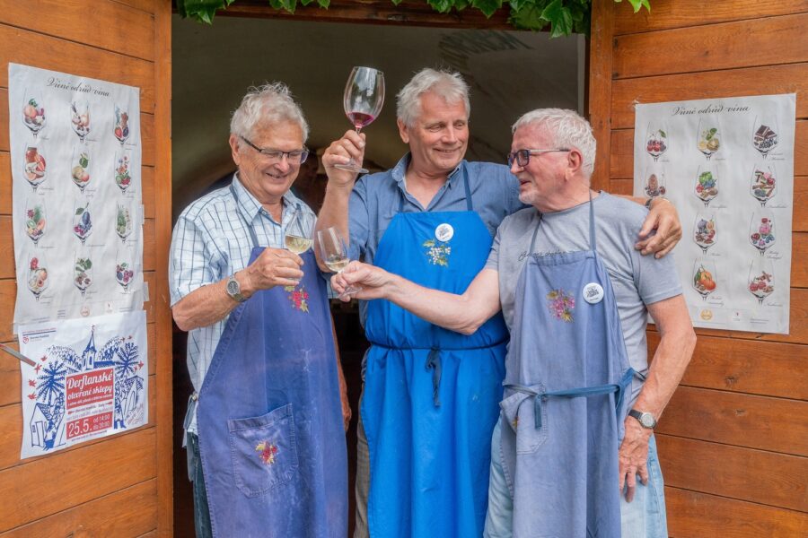 Derflanské otevřené sklepy FOTO