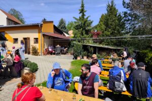 Vinařské stezky Uherskohradišťska jsou symbolicky otevřeny FOTO