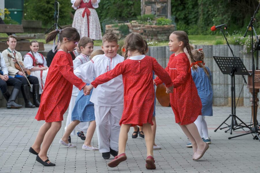 XVI. Jarmark řemesel Popovice FOTO