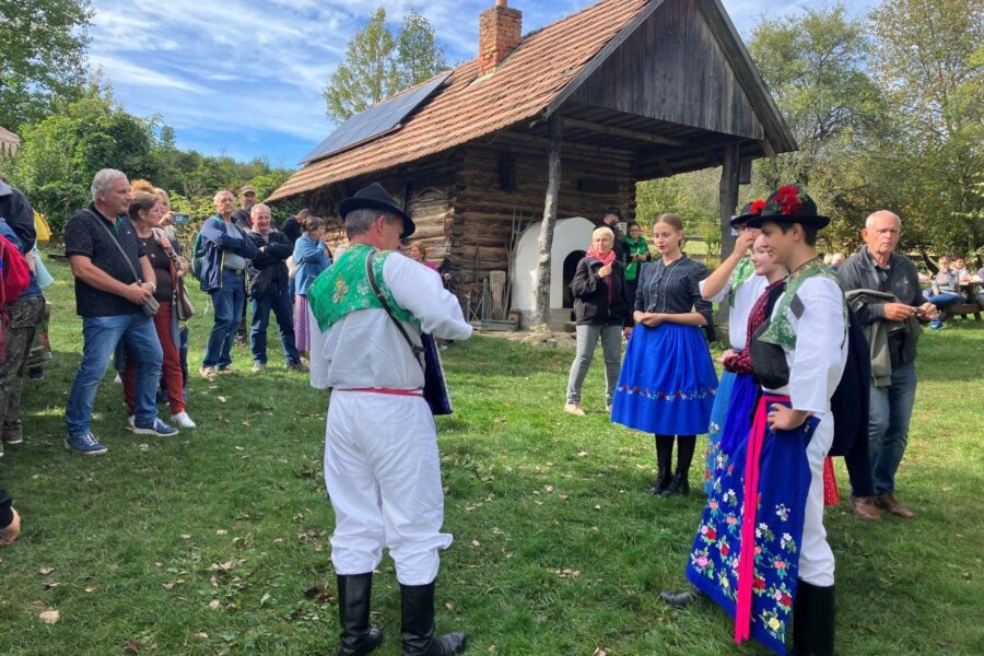 Oskorušobraní FOTO